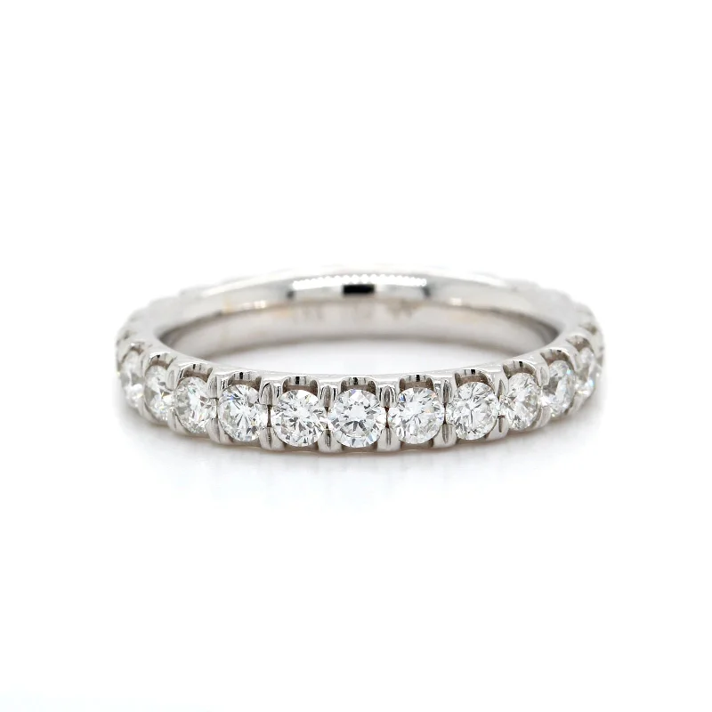 18K White Gold Diamond Shared Prong Eternity Band