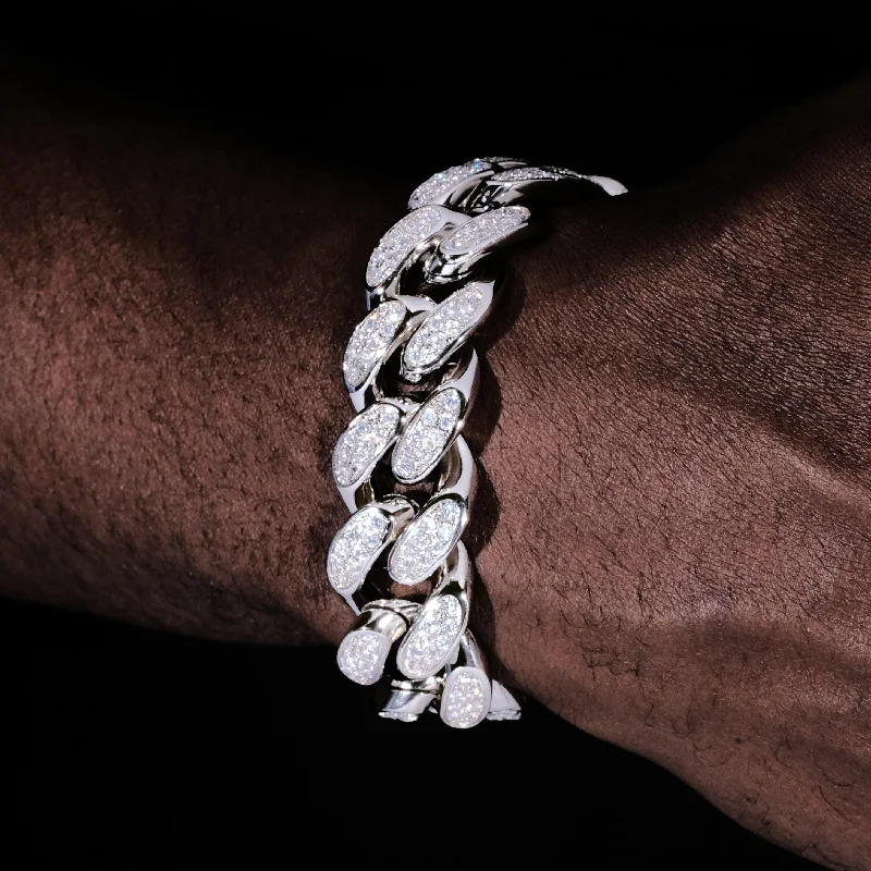 Iced Cuban Link Bracelet (19mm) in White Gold