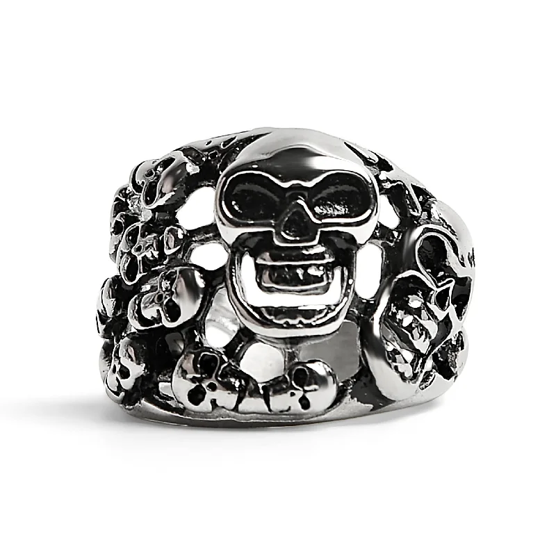 Stainless Steel Polished Multiple Skulls Ring / SCR2058