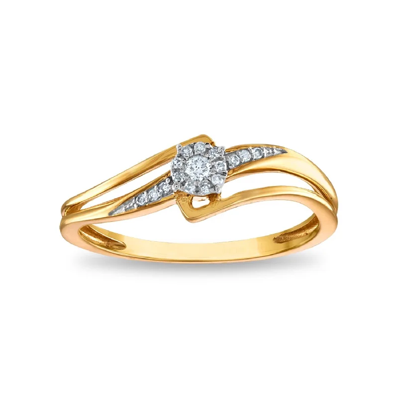 1/12 CTW Diamond Ring in 10KT Yellow Gold